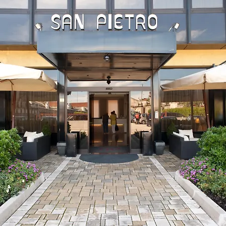 Hotell San Pietro 4*